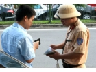 Hà Nội sẽ xử lý cảnh sát giao thông đứng núp, rút khoá xe